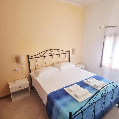 La Baia Apartments Sa Rocca Tunda Екстериор снимка