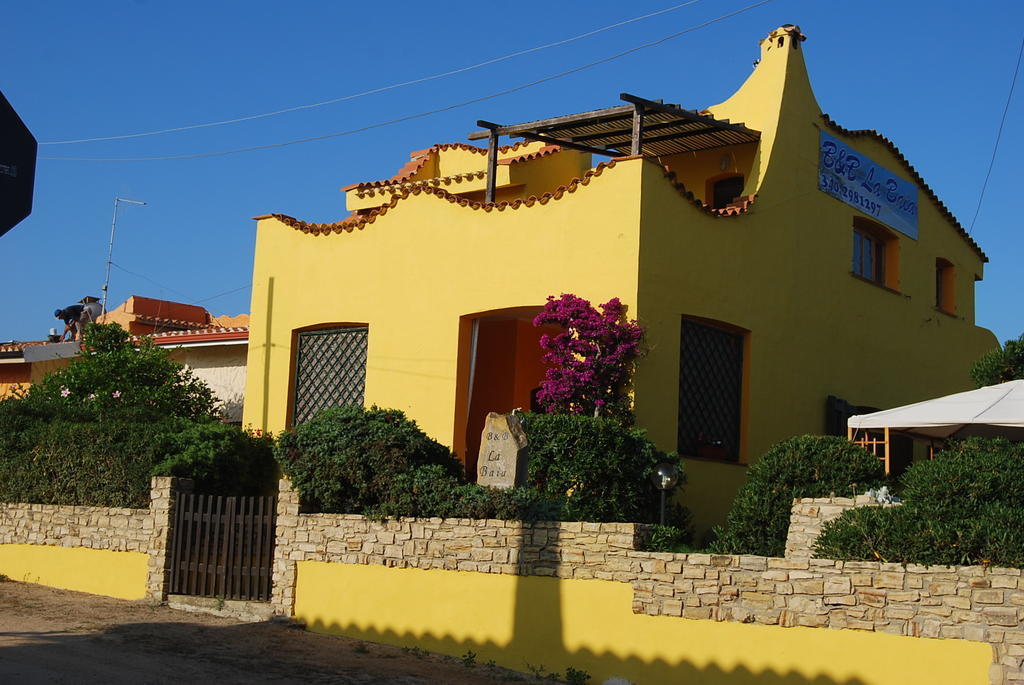 La Baia Apartments Sa Rocca Tunda Екстериор снимка