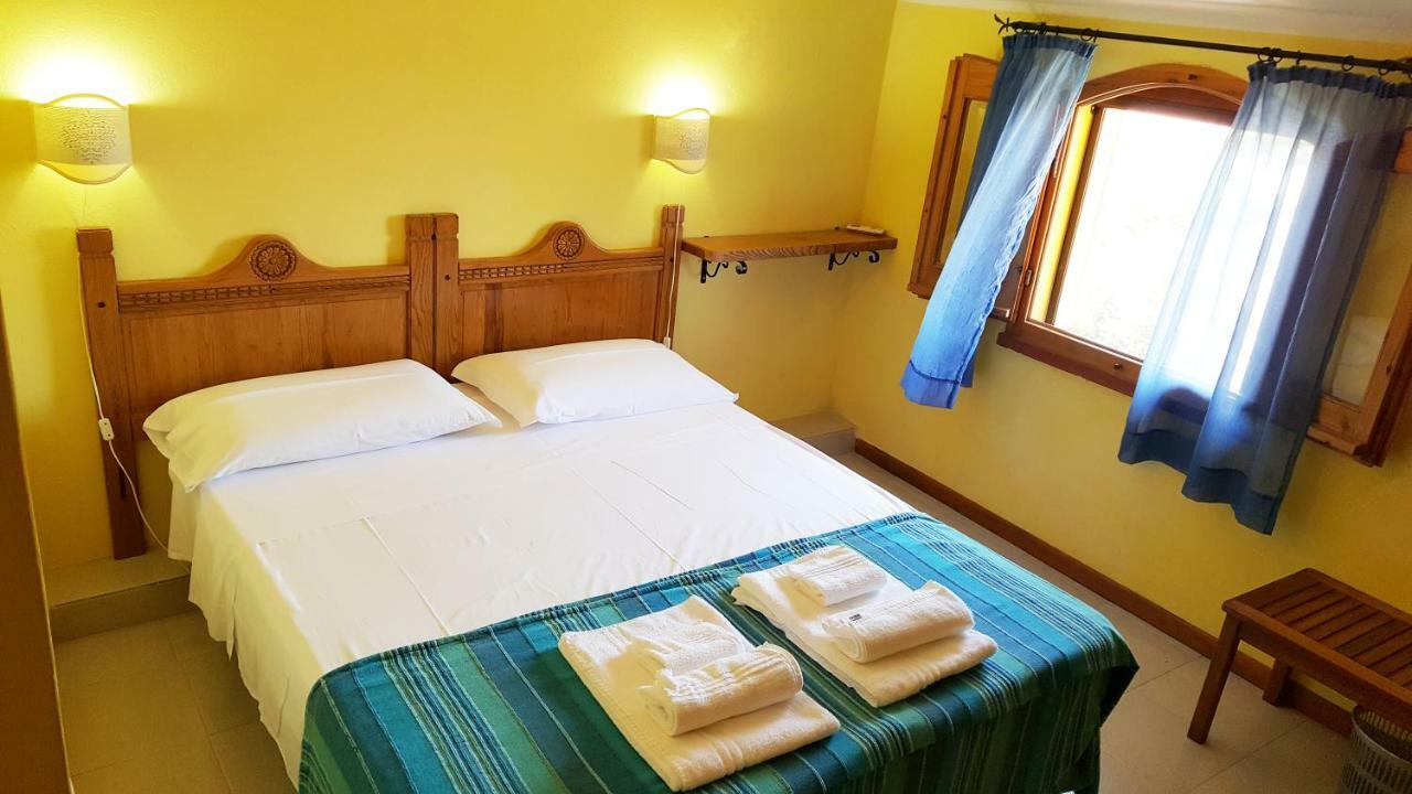 La Baia Apartments Sa Rocca Tunda Екстериор снимка